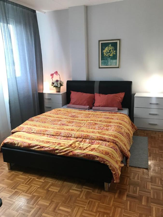Dan I Noc Banja Luka Exterior foto
